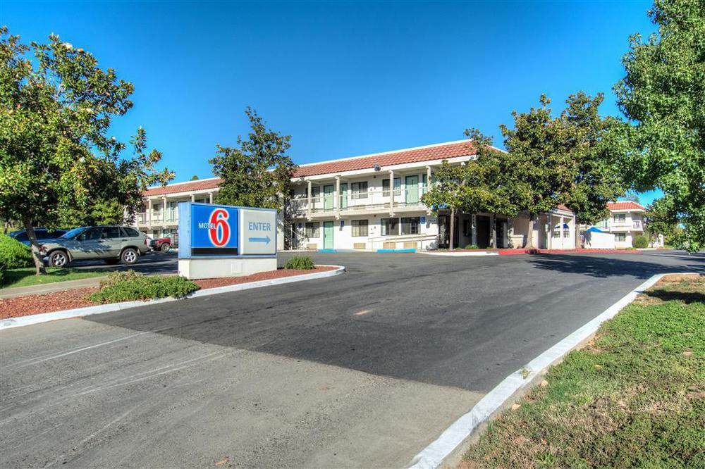 Motel 6-Redding, Ca - South Kültér fotó