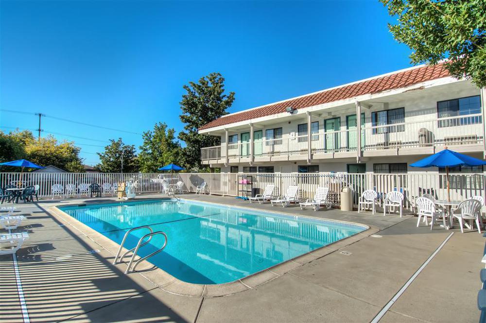 Motel 6-Redding, Ca - South Létesítmények fotó