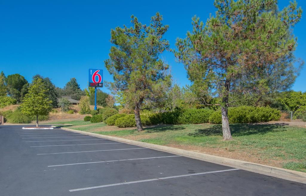 Motel 6-Redding, Ca - South Kültér fotó